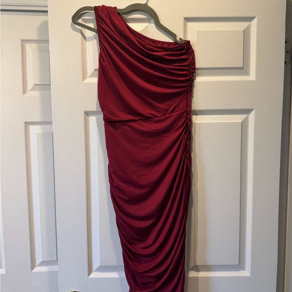 Amazon One-Shoulder Burgundy Dress